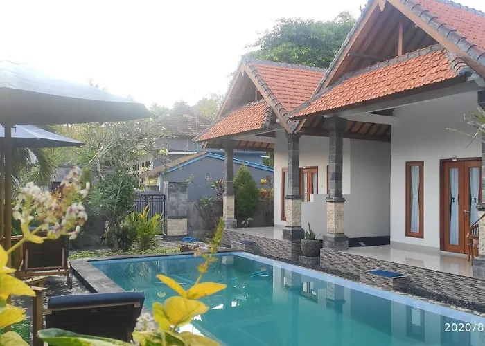 Miko Nusa Penida Toyapakeh