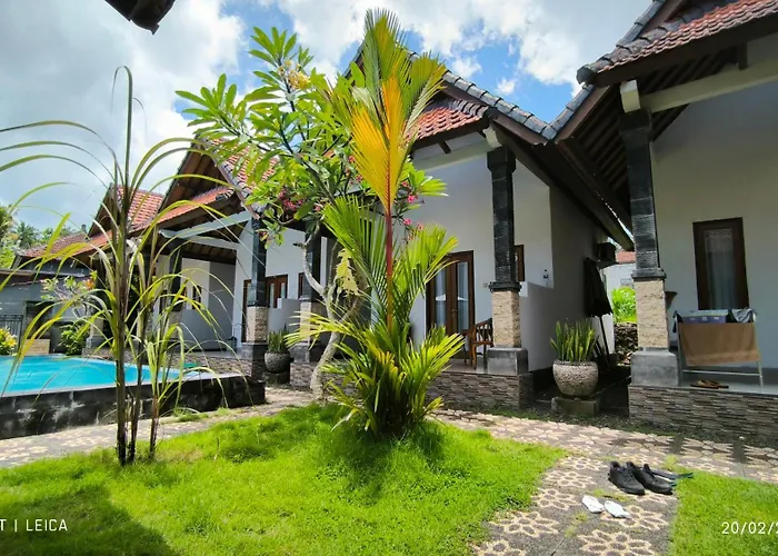 Miko Nusa Penida *